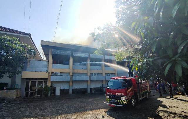 Ketika-Wisma-St-Albertus-Rawa-Laut-Sunyi-Tiba-tiba-Membara-2