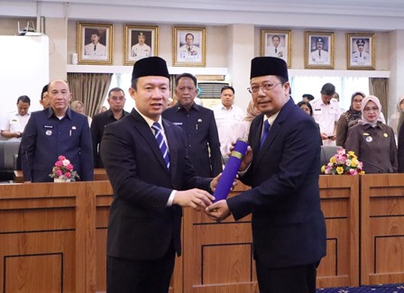 Bani-Ispriyanto-Dilantik-Jadi-Staf-Ahli-Gubernur-Lampung-Bidang-Ekonomi-Keuangan-dan-Pembangunan
