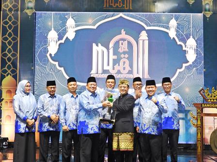 Wakil Wali Kota Bandar Lampung Tutup MTQ ke-54 Tingkat Kota: Rajabasa  Kembali Raih Juara Umum – Krakatoa