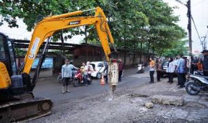 Tak-Hanya-Perbaiki-Jalan-Pemkot-Bandar-Lampung-Benahi-Drainase-untuk-Tekan-Banjir