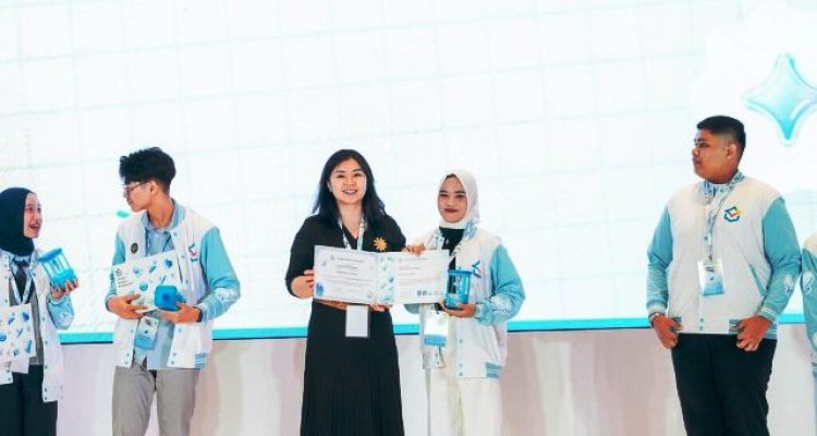mahasiswa-unila-aidah-ike-indriani-top-10-google-student-ambassador-2026 Mahasiswa Unila Aidah Ike Indriani raih Top 10 Google Student Ambassador 2026