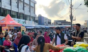 BULOG Lampung pantau harga beras Pasar Tugu