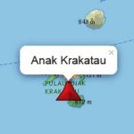 Gunung Anak Krakatau kembali erupsi Minggu malam