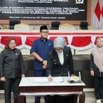 Jihan Nurlela menghadiri rapat paripurna DPRD Lampung membahas Raperda perubahan bentuk hukum BPD Lampung.
