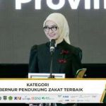 Wakil Gubernur Lampung Jihan Nurlela menerima Grand BAZNAS Awards 2026 mewakili Gubernur Rahmat Mirzani Djausal di Jakarta.