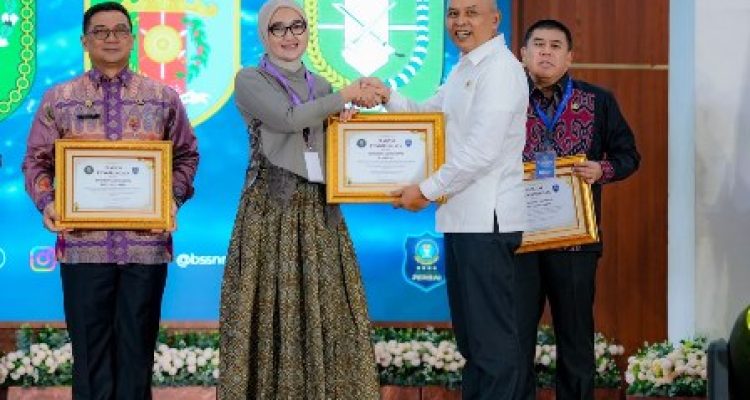 Wagub Jihan Nurlela menerima penghargaan keamanan siber BSSN untuk Lampung