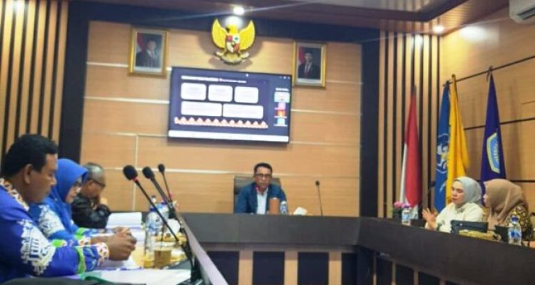Parosil Mabsus raih nilai A seminar tesis di Universitas Lampung