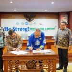 Unila dan BNI menandatangani kerja sama KTM Co-Branding 2026